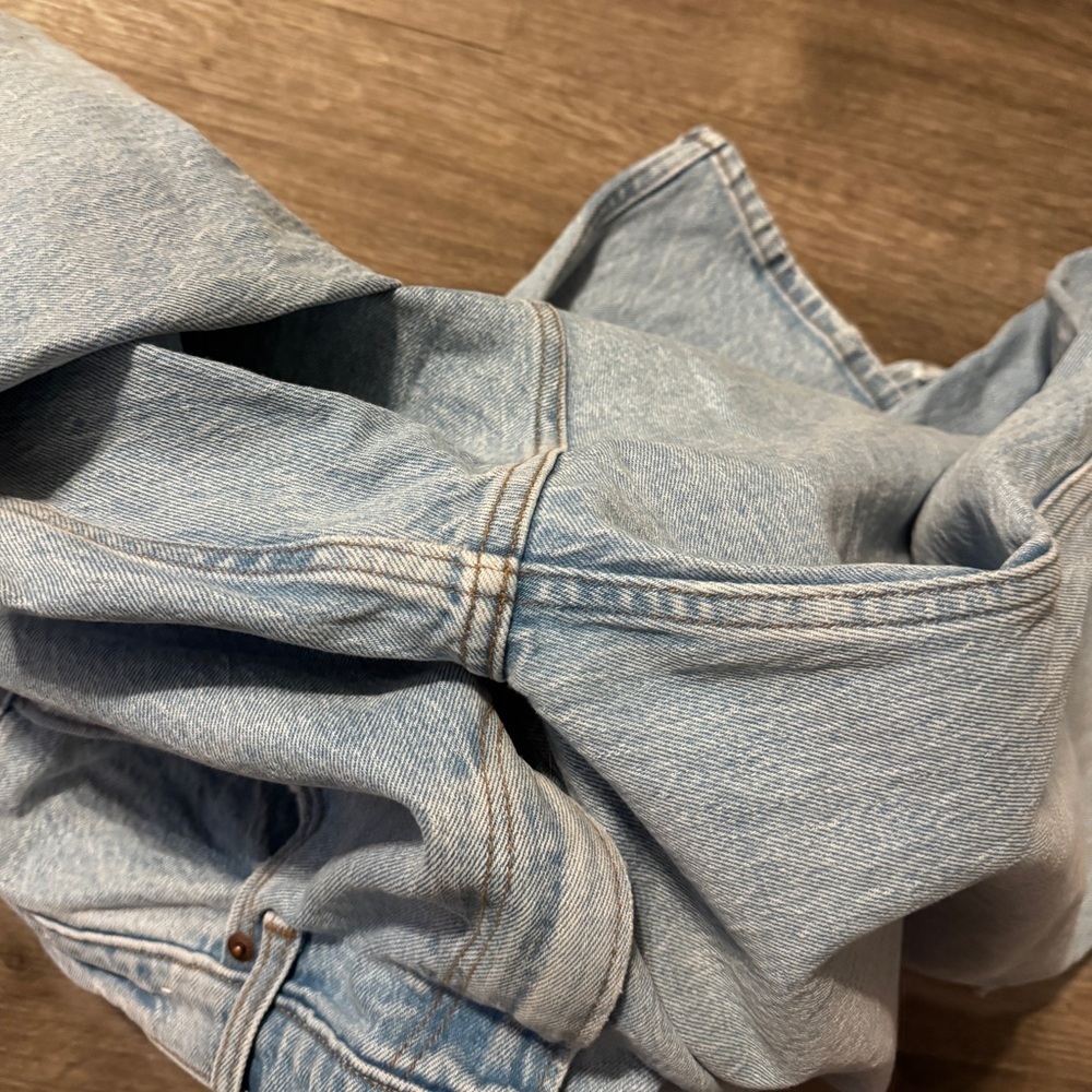Abercrombie & Fitch The Baggy Low Rise Jeans - Picture 8 of 11